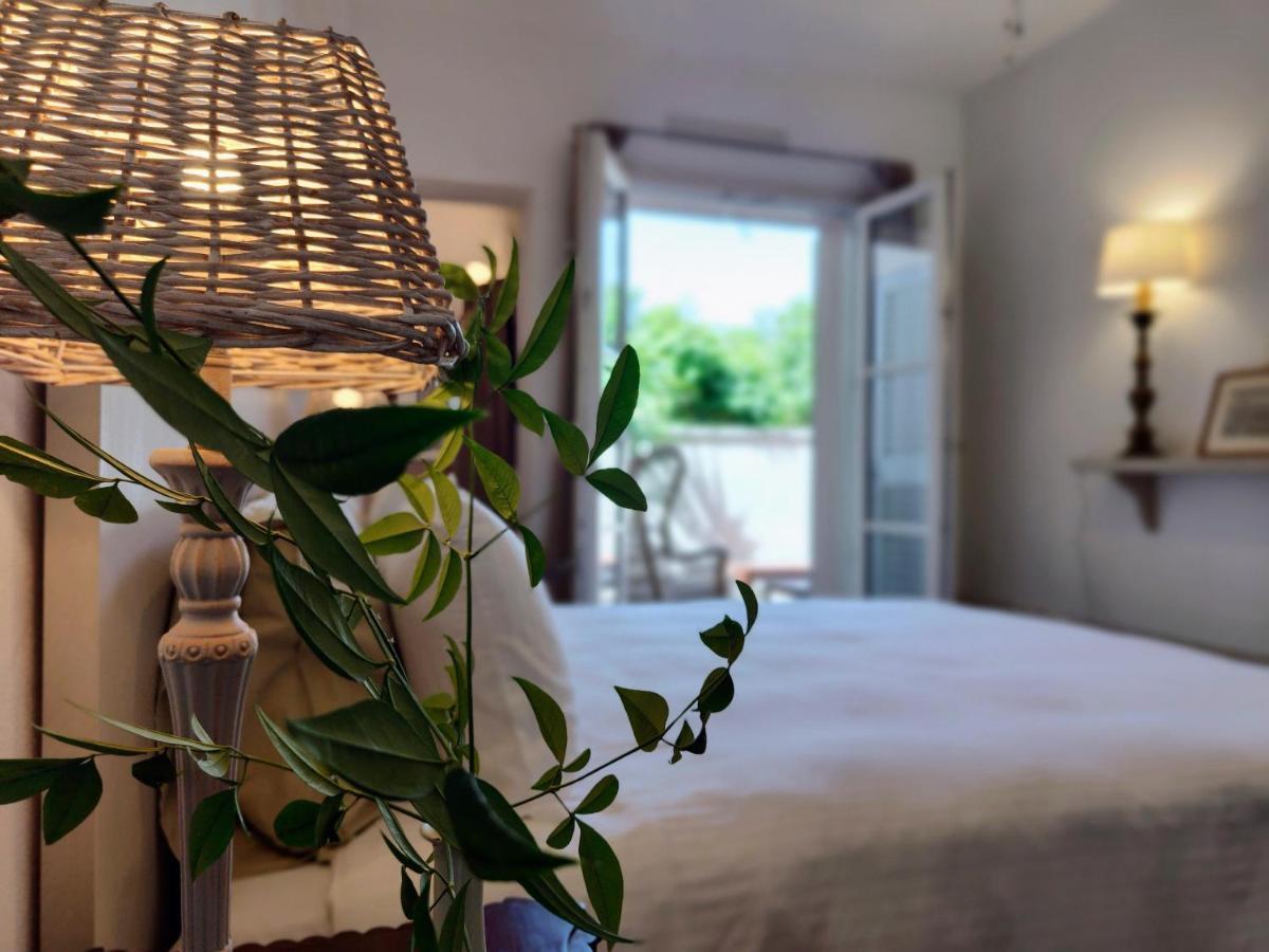 Il Cortiletto - Suites & Apartments Пистойя Экстерьер фото
