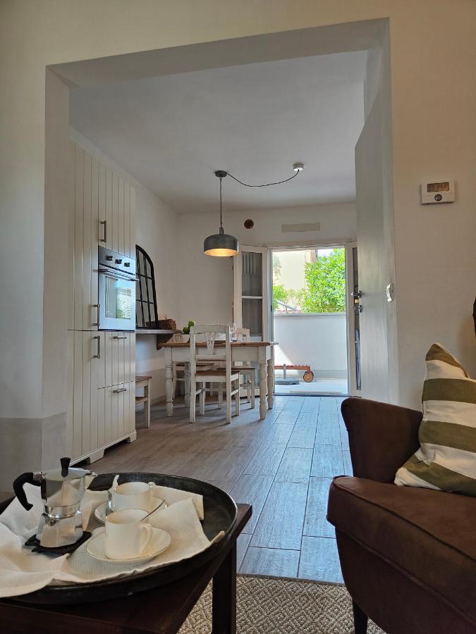 Il Cortiletto - Suites & Apartments Пистойя Экстерьер фото