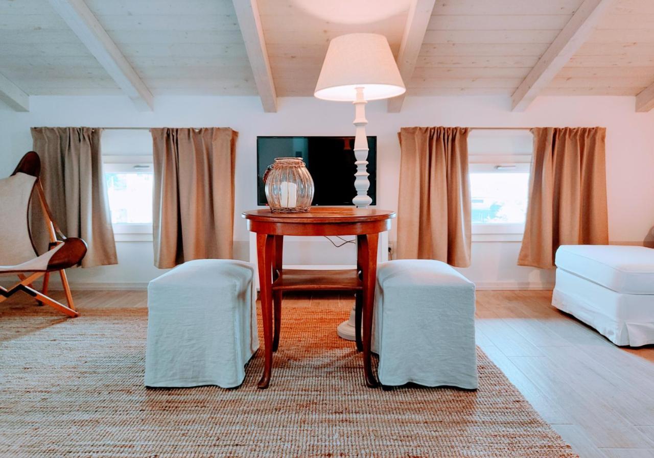 Il Cortiletto - Suites & Apartments Пистойя Экстерьер фото