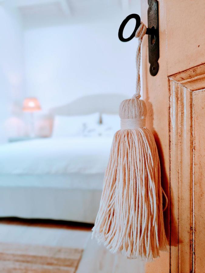 Il Cortiletto - Suites & Apartments Пистойя Экстерьер фото