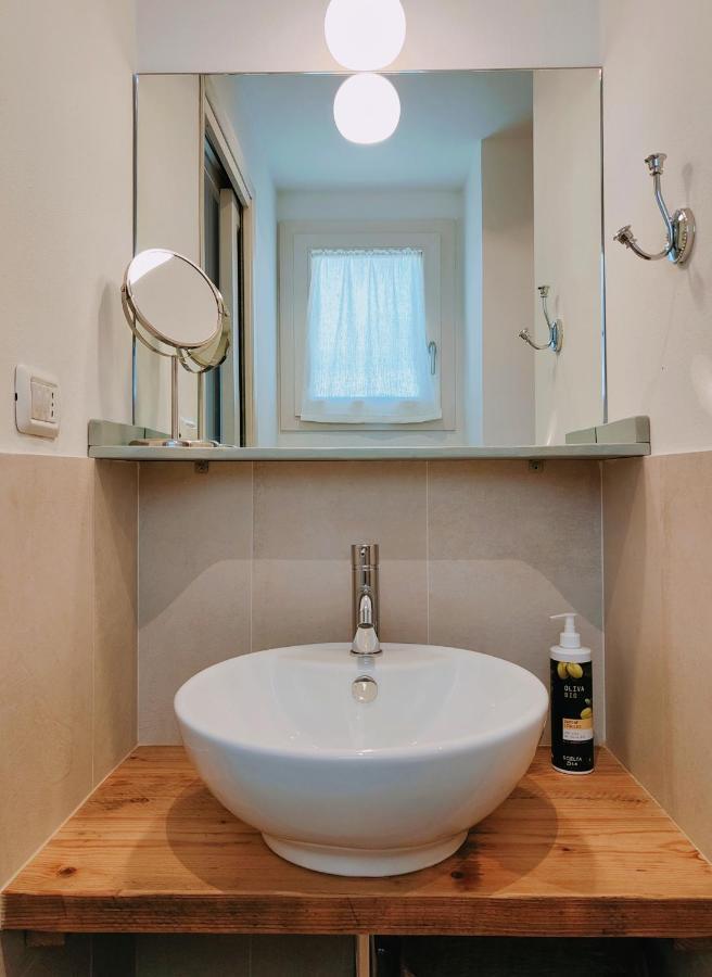 Il Cortiletto - Suites & Apartments Пистойя Экстерьер фото