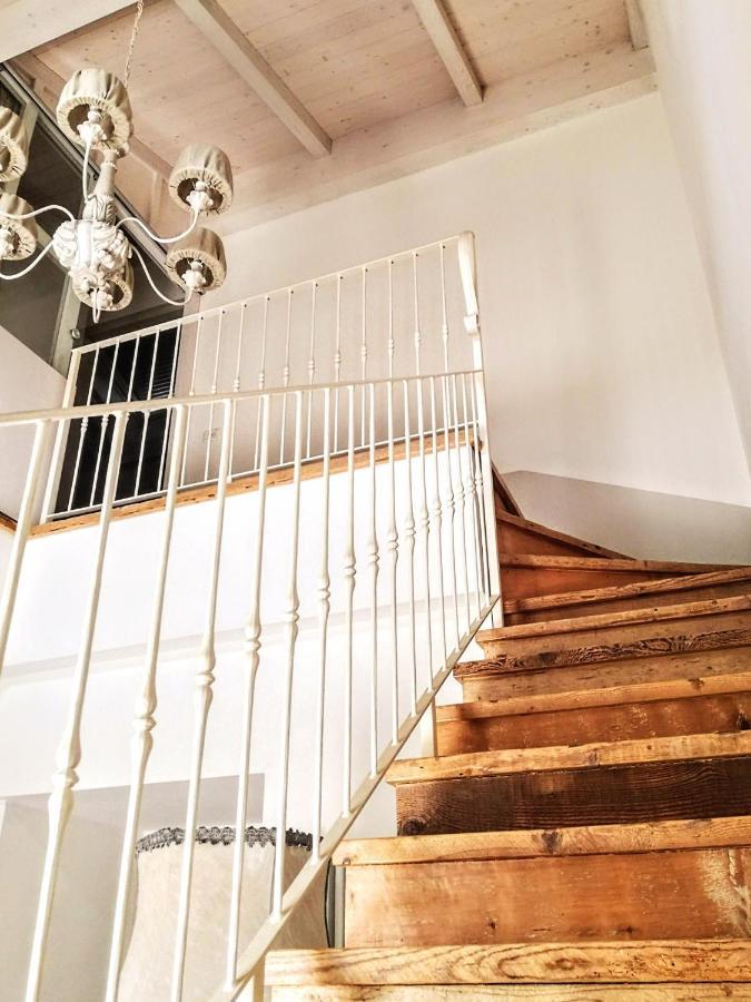 Il Cortiletto - Suites & Apartments Пистойя Экстерьер фото