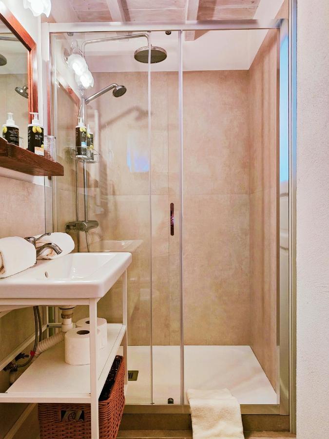 Il Cortiletto - Suites & Apartments Пистойя Экстерьер фото